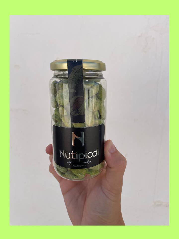 Toasted WASABI Almonds without oils for wholesale by NUTIPICAL