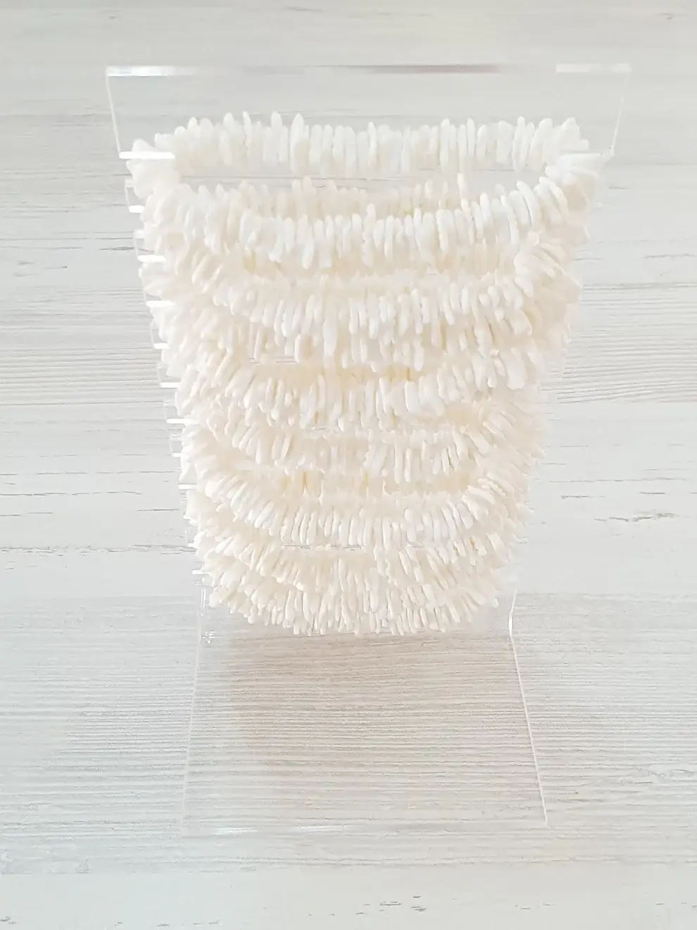 Gloria-Maris - Wholesale Beaded Bracelet - Shell bracelets with display / DS-22592