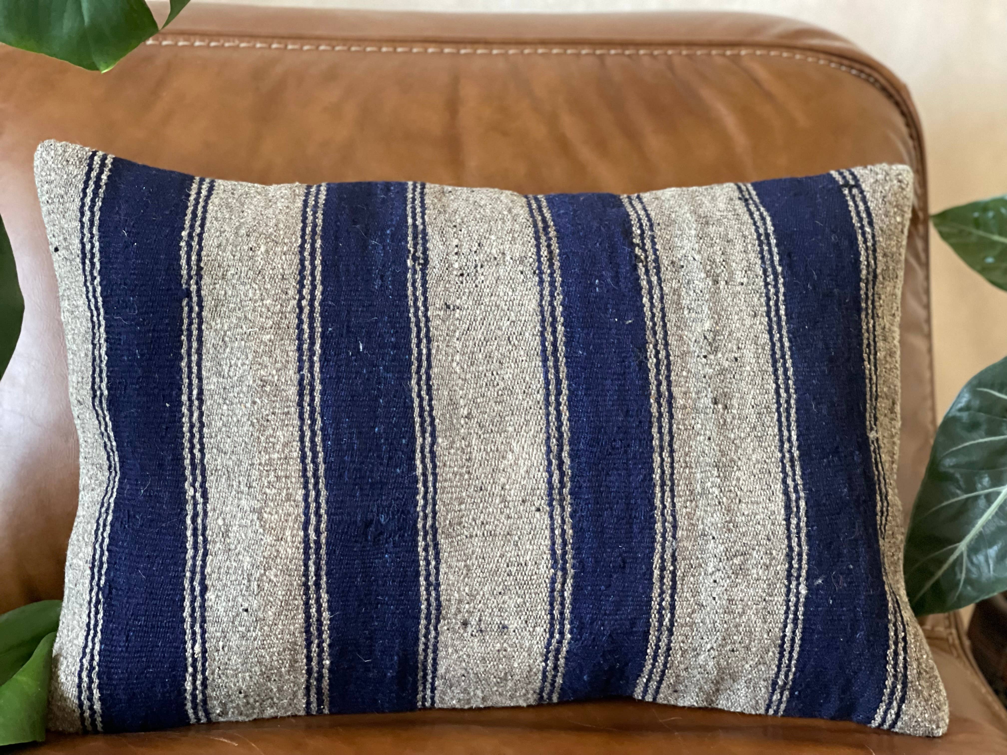 Vintage Loomz – Engroshandel Lændepude – Vintage tyrkisk Kilim Tæppe Lændepude | Lunara 16 x 242