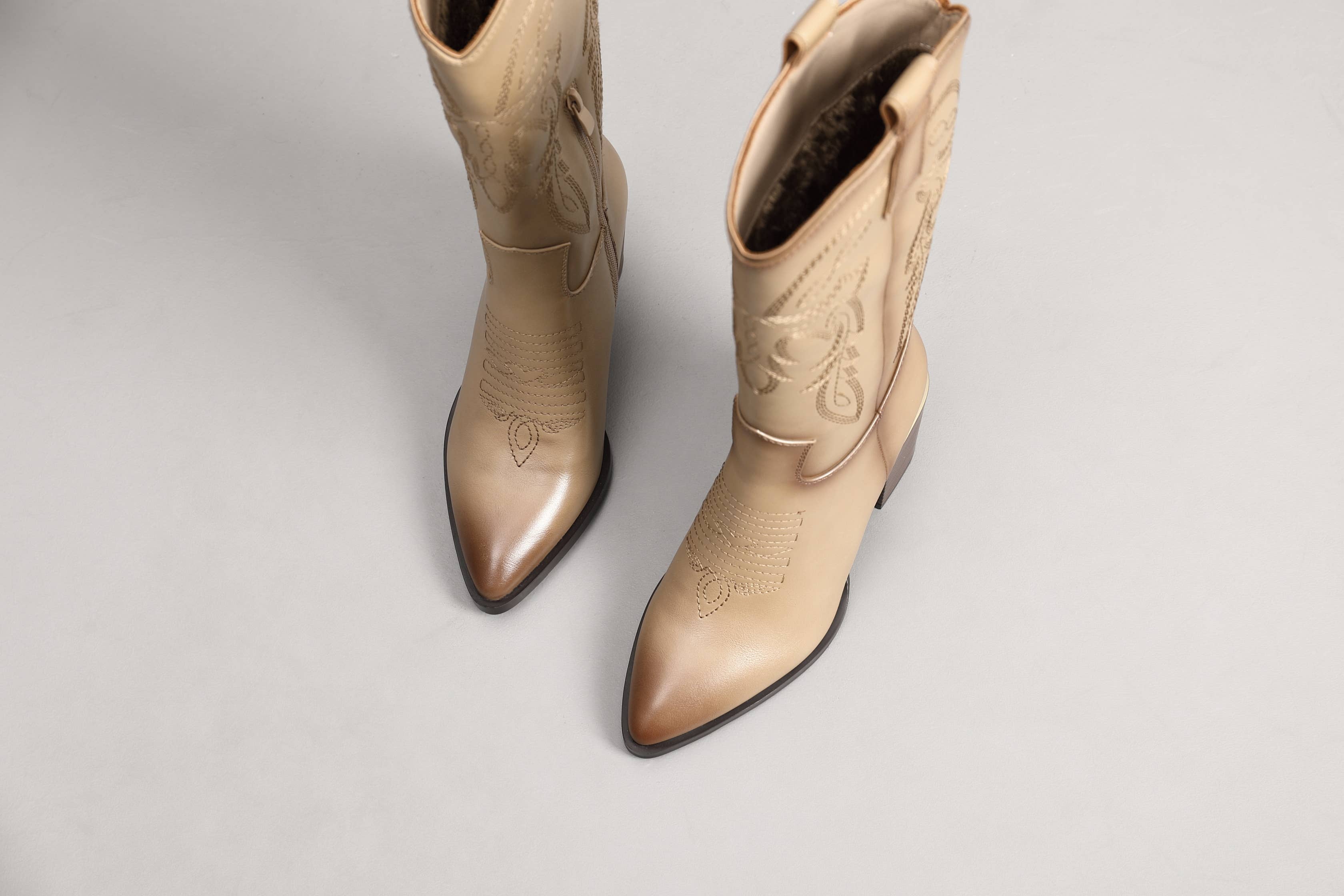 Top Staka - Wholesale Cowboylaarzen - Dames - A2374 Dames cowboylaarzen met hoge kniehoge schacht17