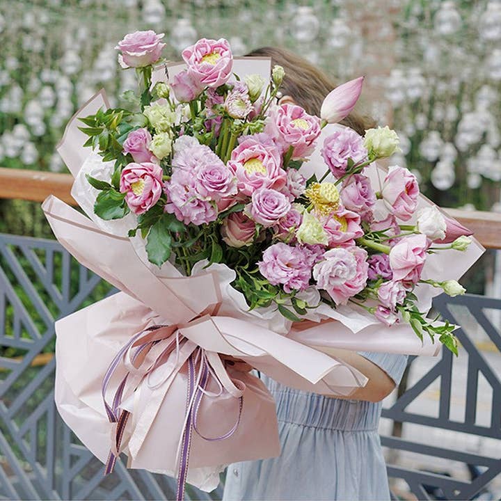 Elegant Design Supply – papel de embrulho por atacado – Papel de Presente Impermeável com Flores e Borda Dourada (20 Folhas por Pacote)26