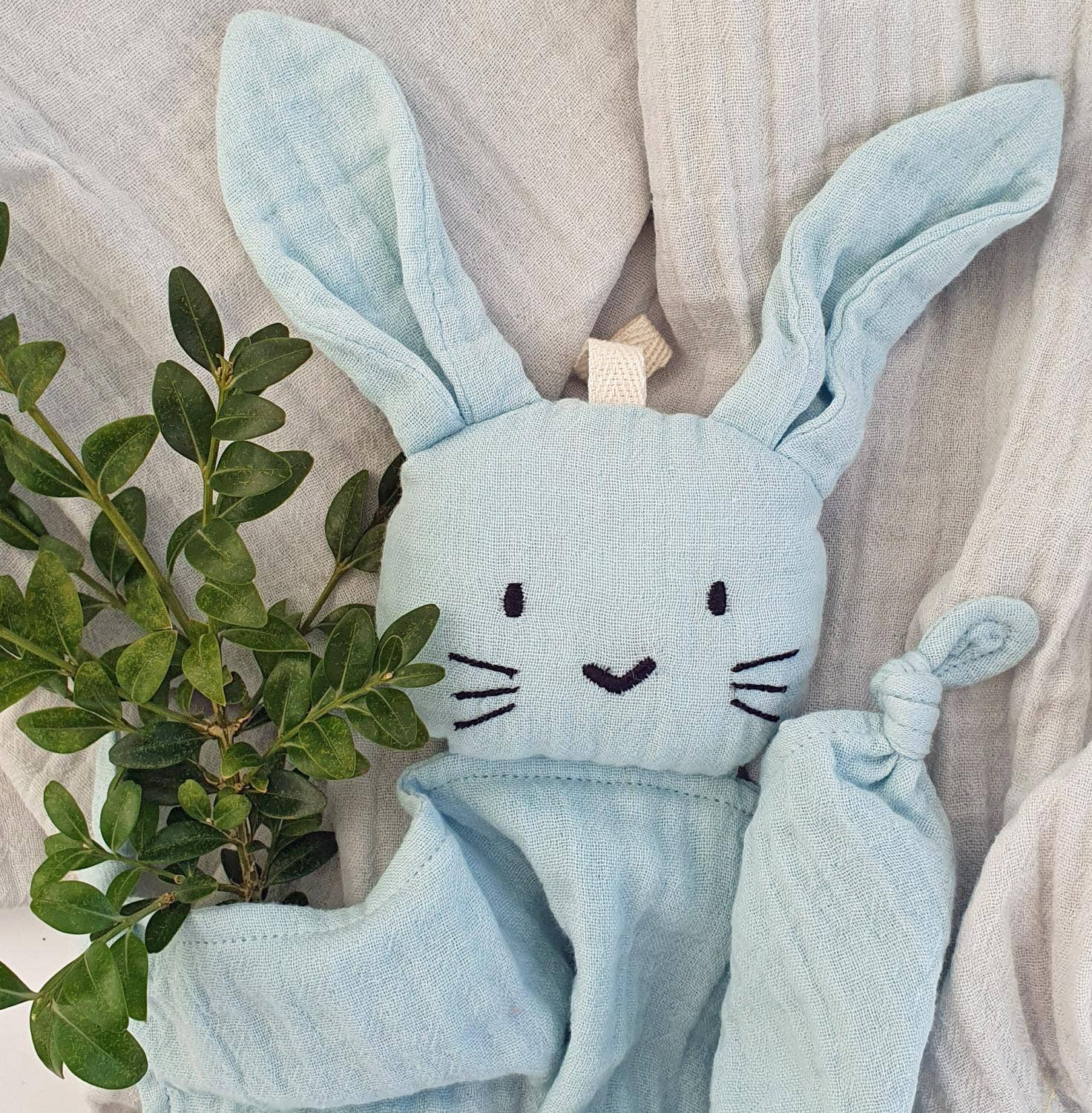 Summerville organic - Vente Couverture douillette – bébé - Lapin en peluche bio couleur bleu glacier1