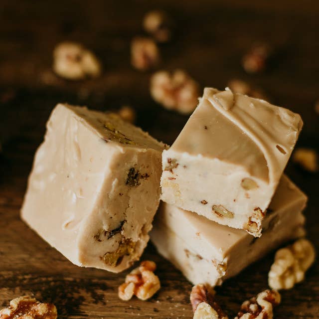 That Fudge Place - Wholesale Fudge - Maple Walnut Fudge 8oz