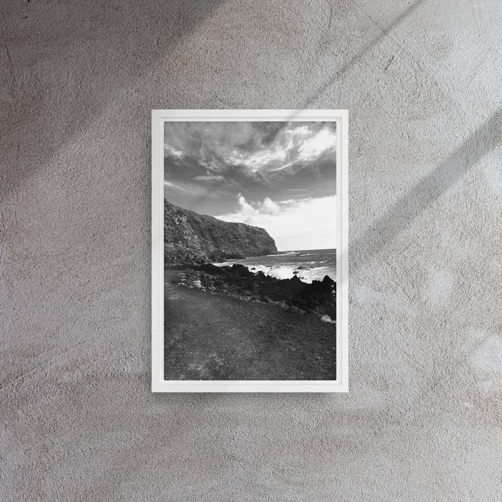 Monmouth Paragon - Wholesale Art Print - Black Sand Framed Canvas Prints25