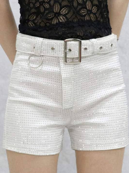 Short taille haute ceinturée à strass pour la vente par Flarix