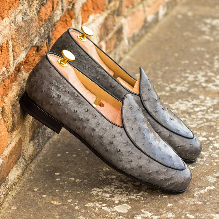 Marcello Exotic Ostrich Belgisk Tøfler i Grå/Sort for engroshandel hos DapperFam