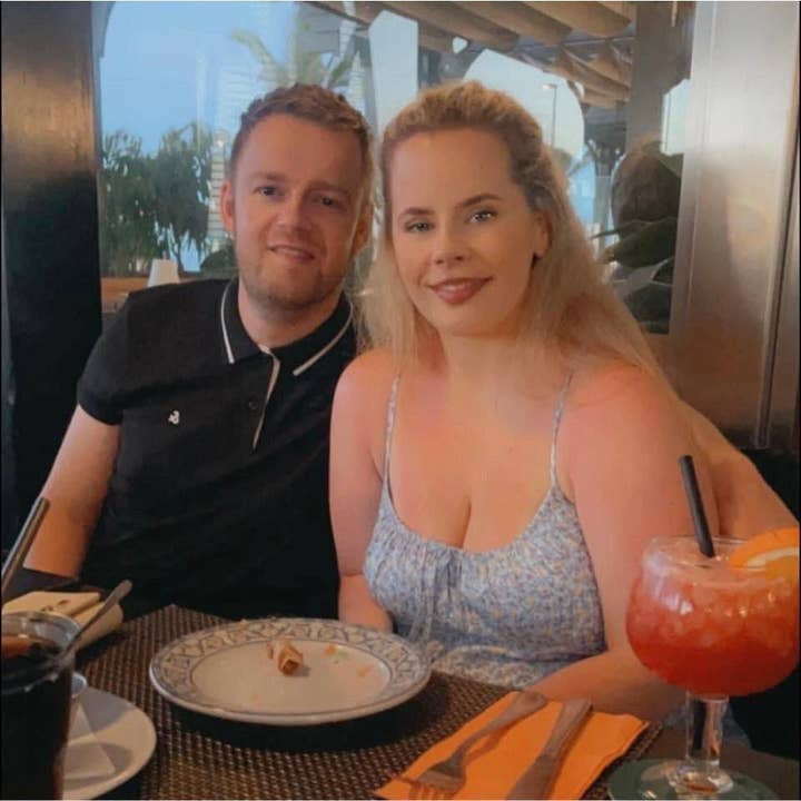 Caricaturas de parejas personalizadas para bodas para venta al por mayor de Personalised Baby Clothes and Gifts