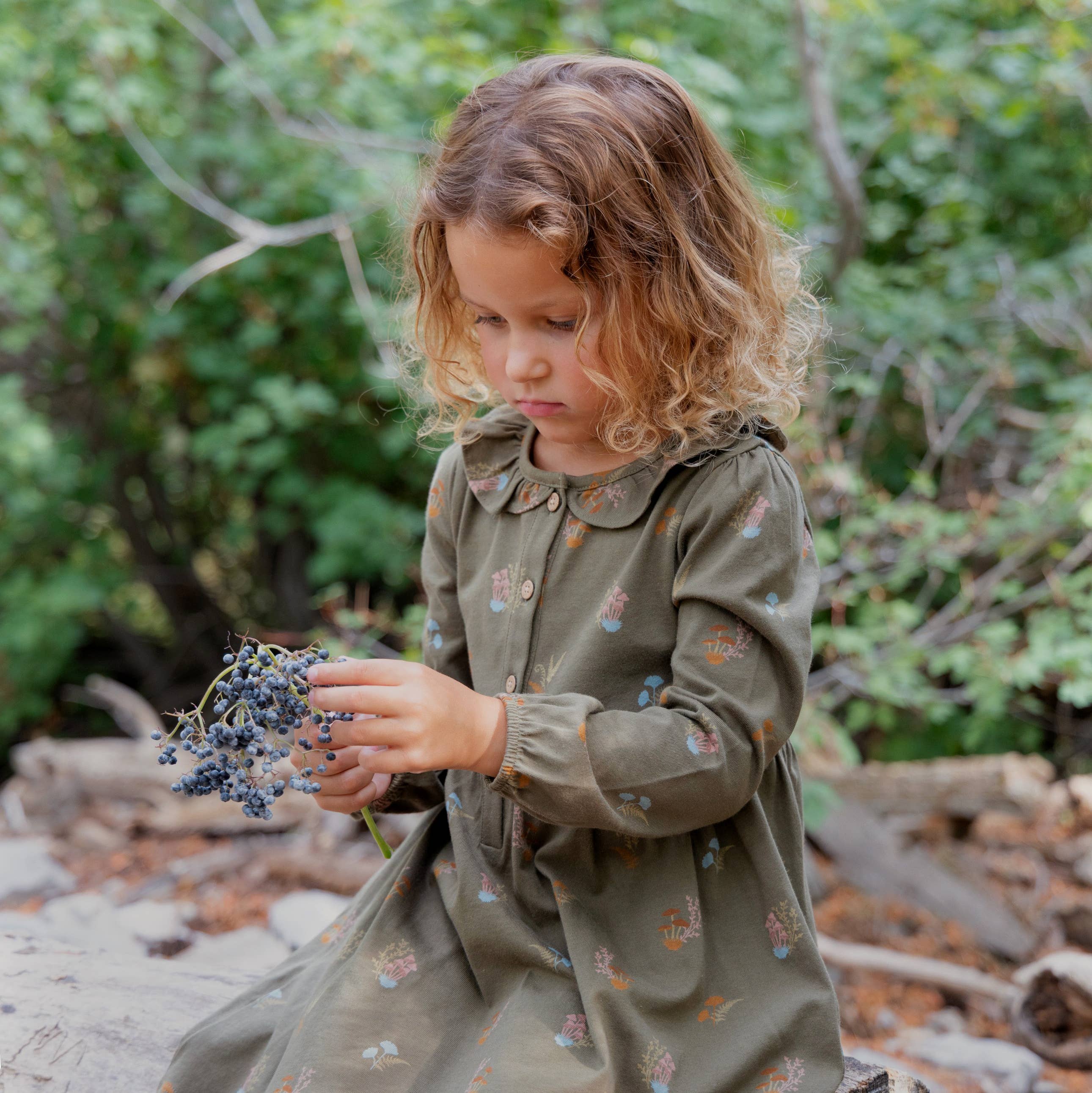 City Mouse Studio – Engroshandel Kjole - Børn – Flæsekravekjole - Lavsvampe6