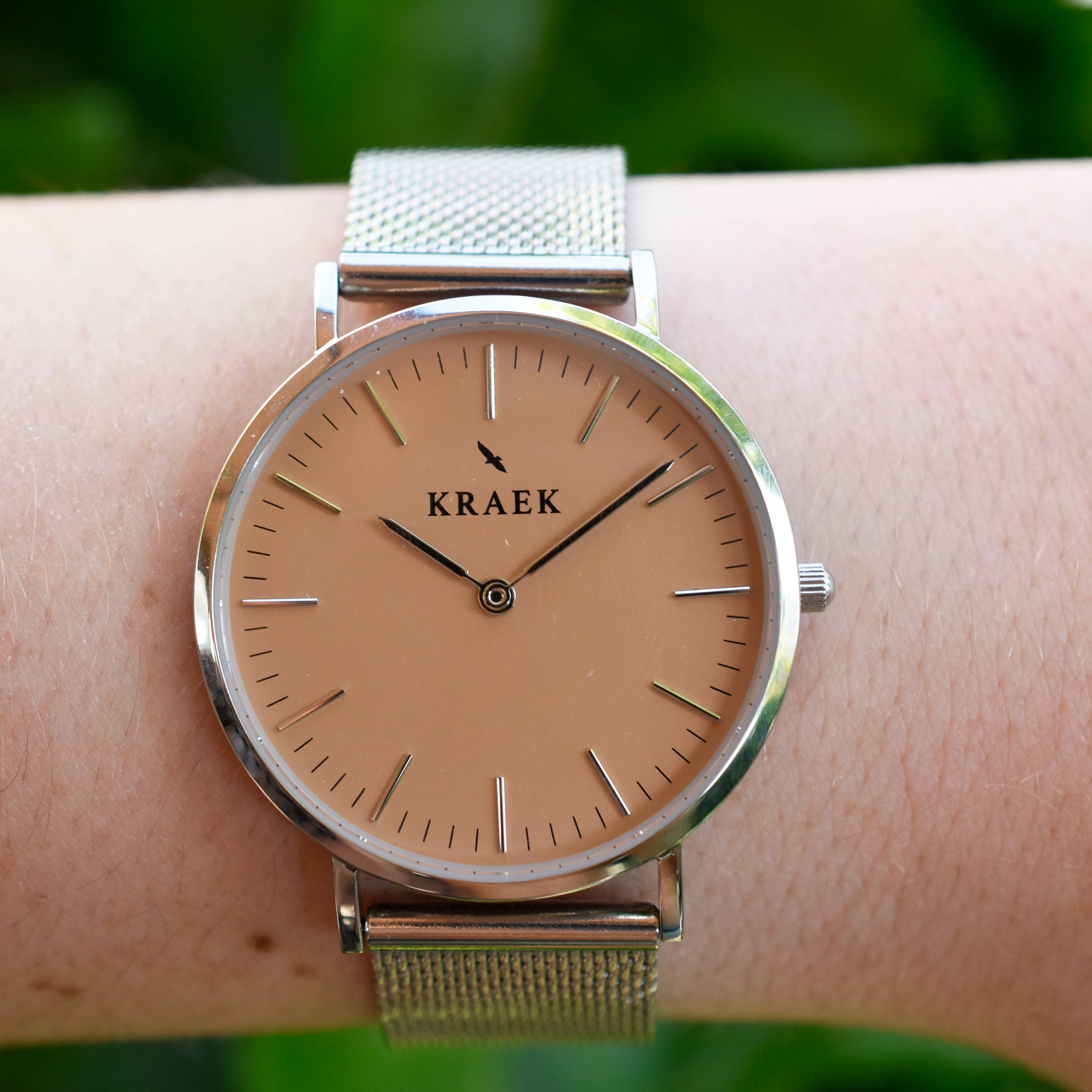 KRAEK Watches - Wholesale Wrist Watch - Women's - Yadira | Salmon | Mesh | 36 mm1