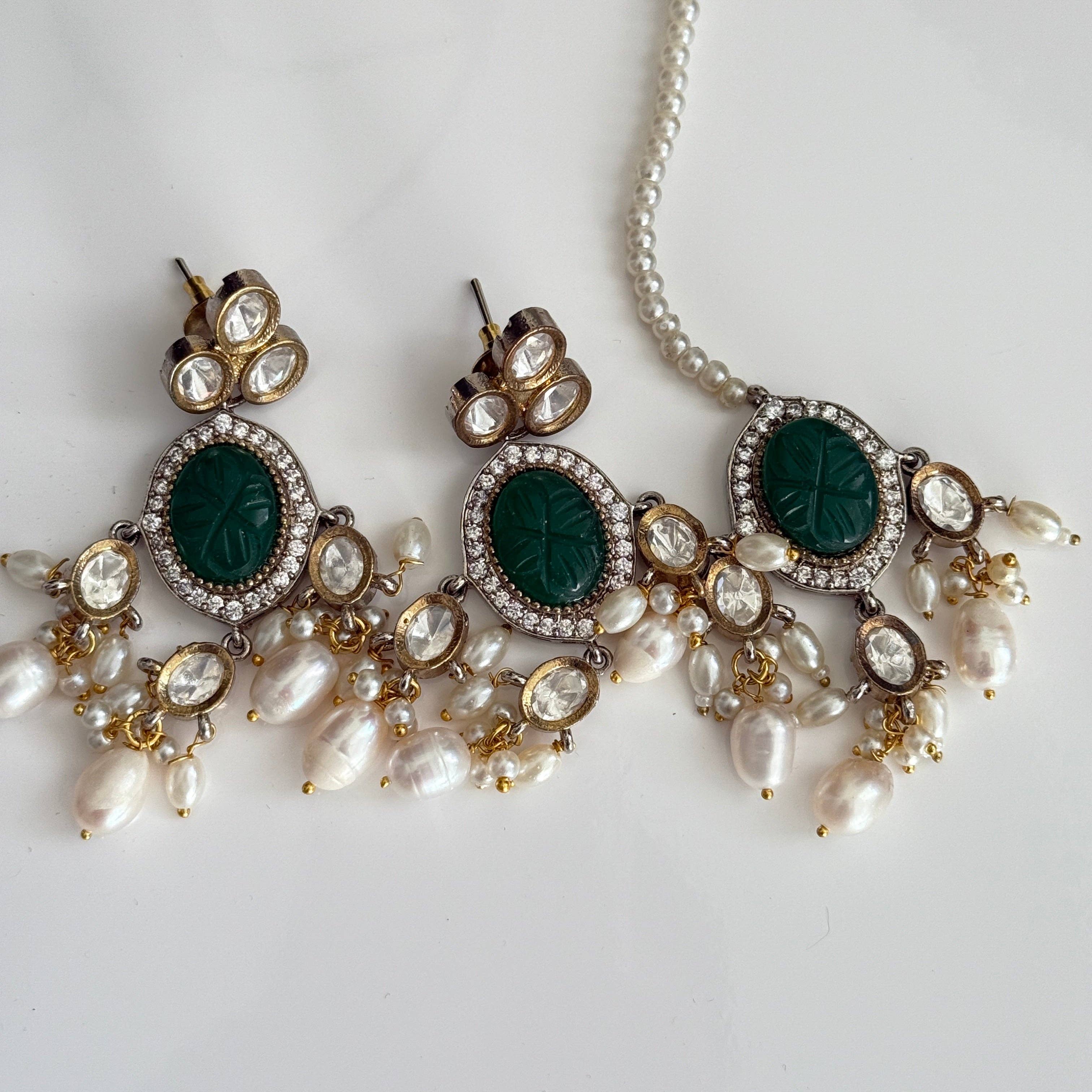 Vinnis Jewelry - Wholesale Jewelry Set - Zahra Emerald Drop Choker Set5