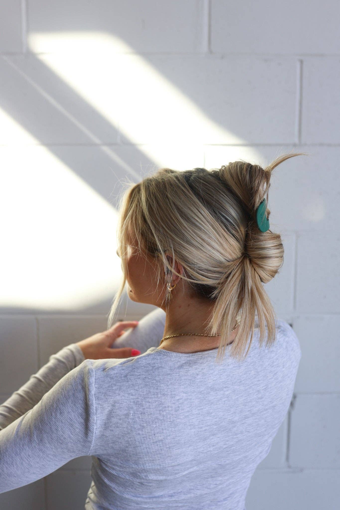 KAXI - Wholesale Hair Clip - Women's - OVERSIZED LAY DOWN CLAWS ( 33 COLORS )21