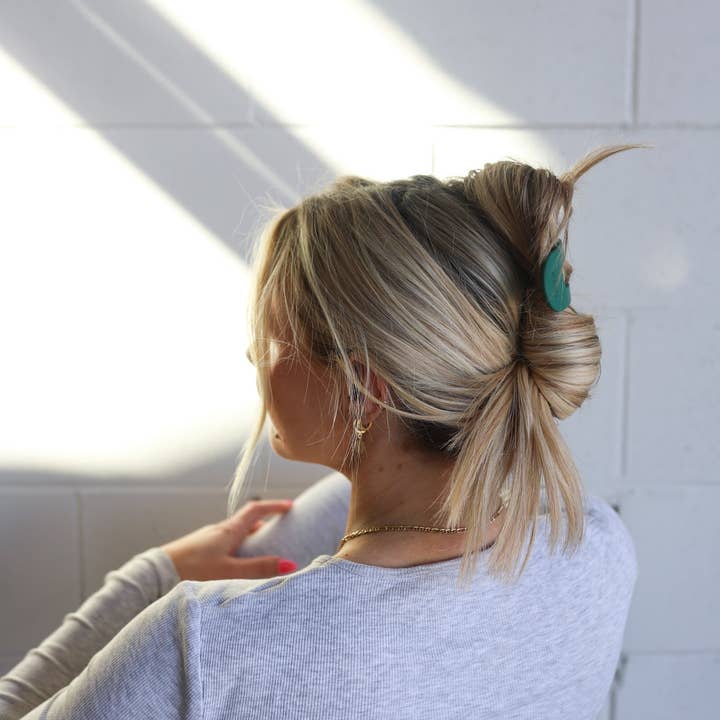 KAXI - Wholesale Hair Clip - Women's - OVERSIZED LAY DOWN CLAWS ( 33 COLORS )21