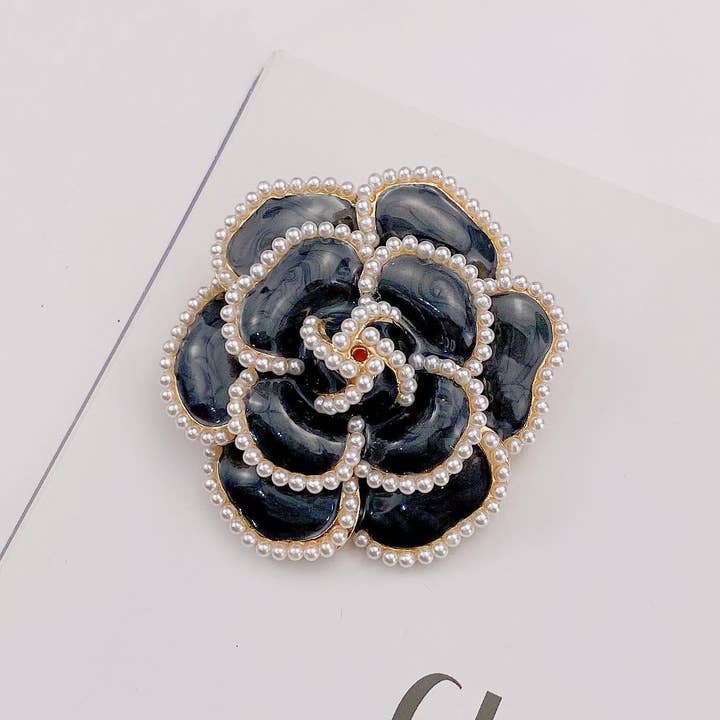 Mio Queena - Wholesale Brooch - Camellia Pearl Enamel Brooch Cloth Pin1