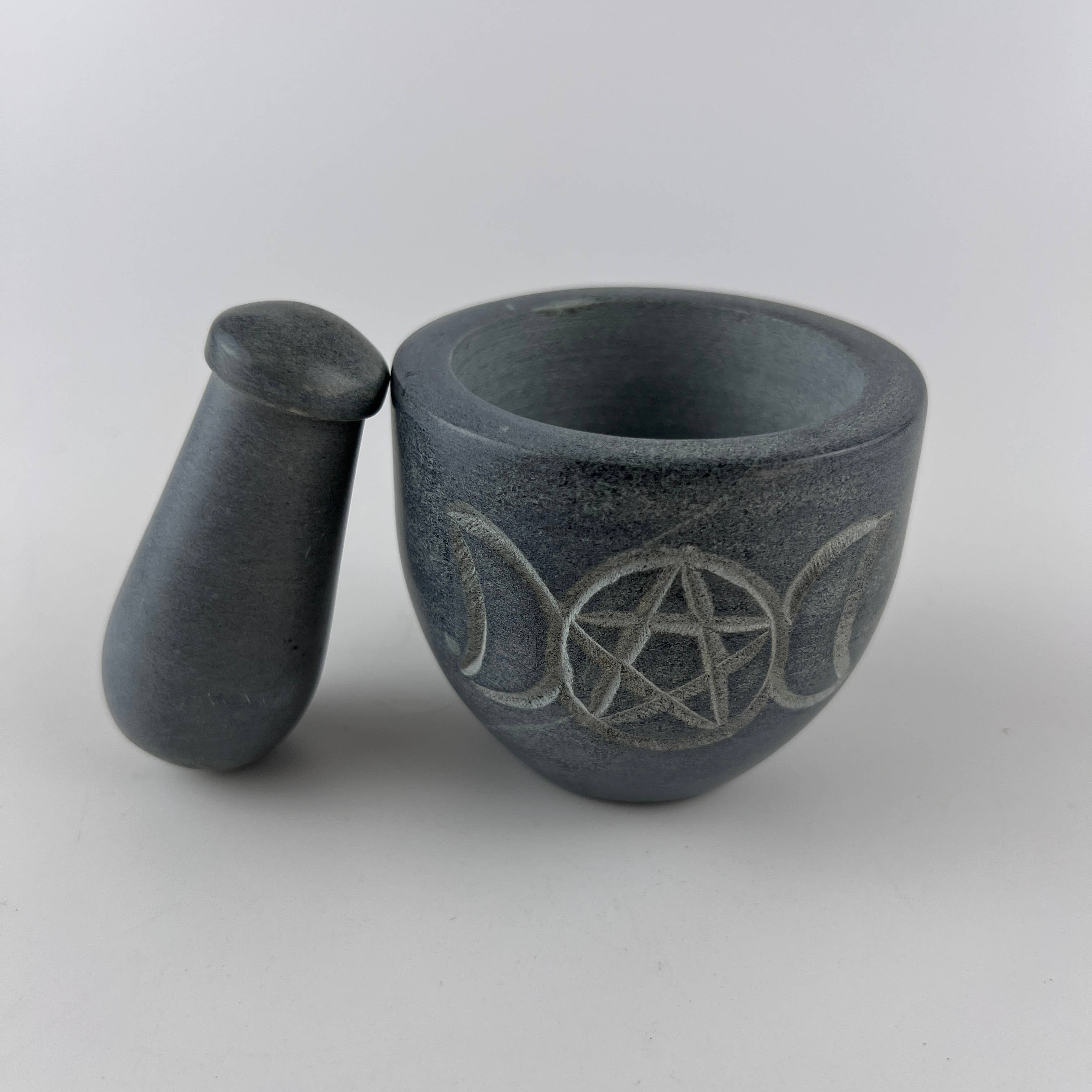 GREENROOTS USA LLC - Vente Mortiers et pilons - Mortier et pilon en stéatite sculptés Triple Moon Pentagram 2,75 pouces8