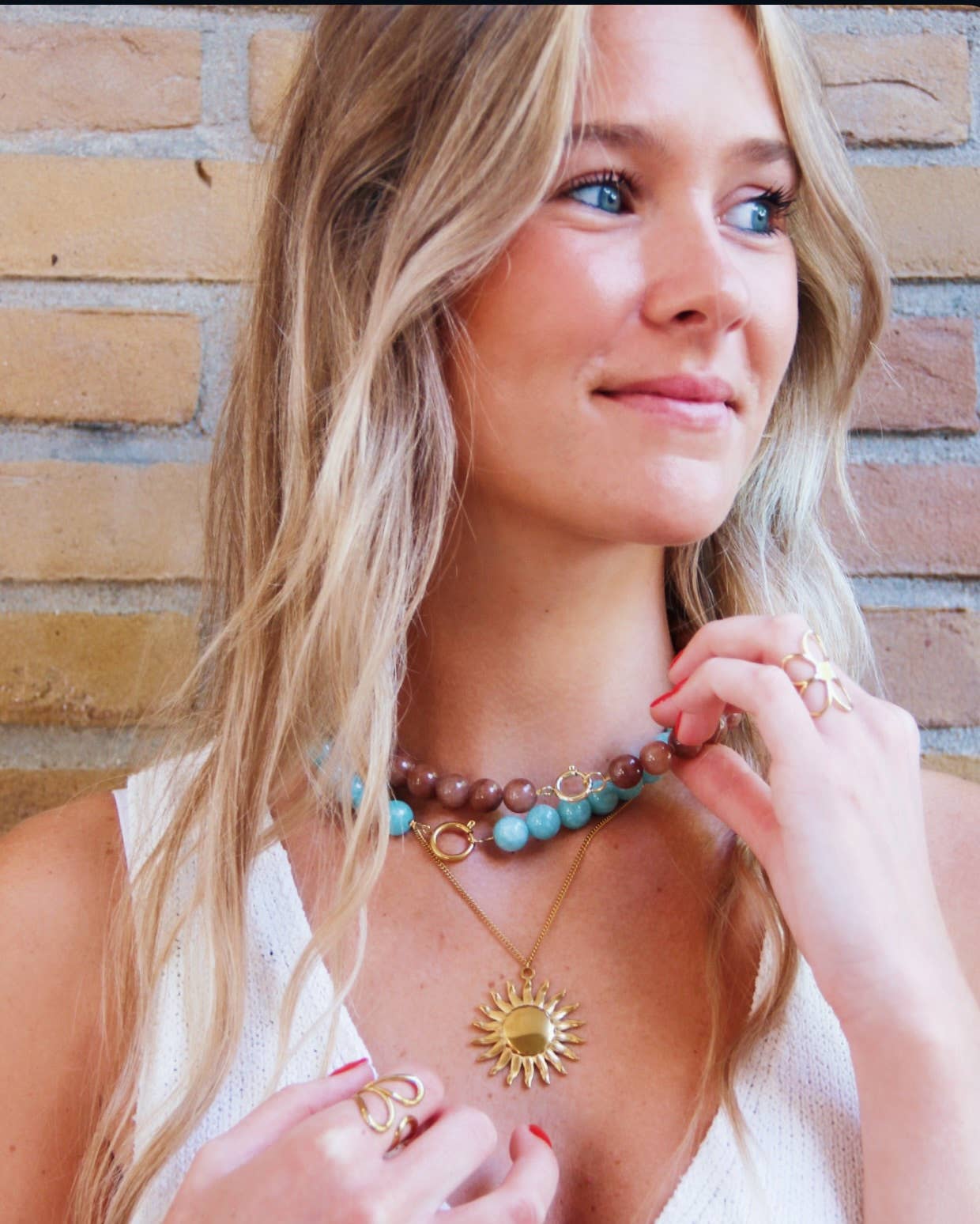 Bazou - Wholesale Pendant/Charm Necklace - Fine link chain with sun charm 'large'1