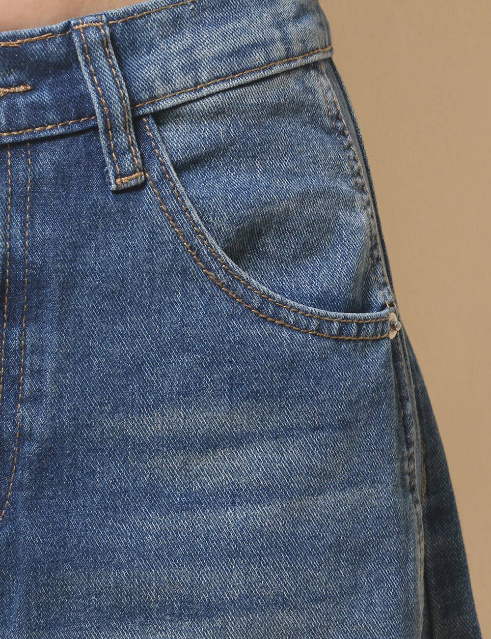 Sweetkama – Engroshandel Jeans - Dame – Damejeans med høj talje og vide ben i tøndeform, Barrel Denim SKP5224