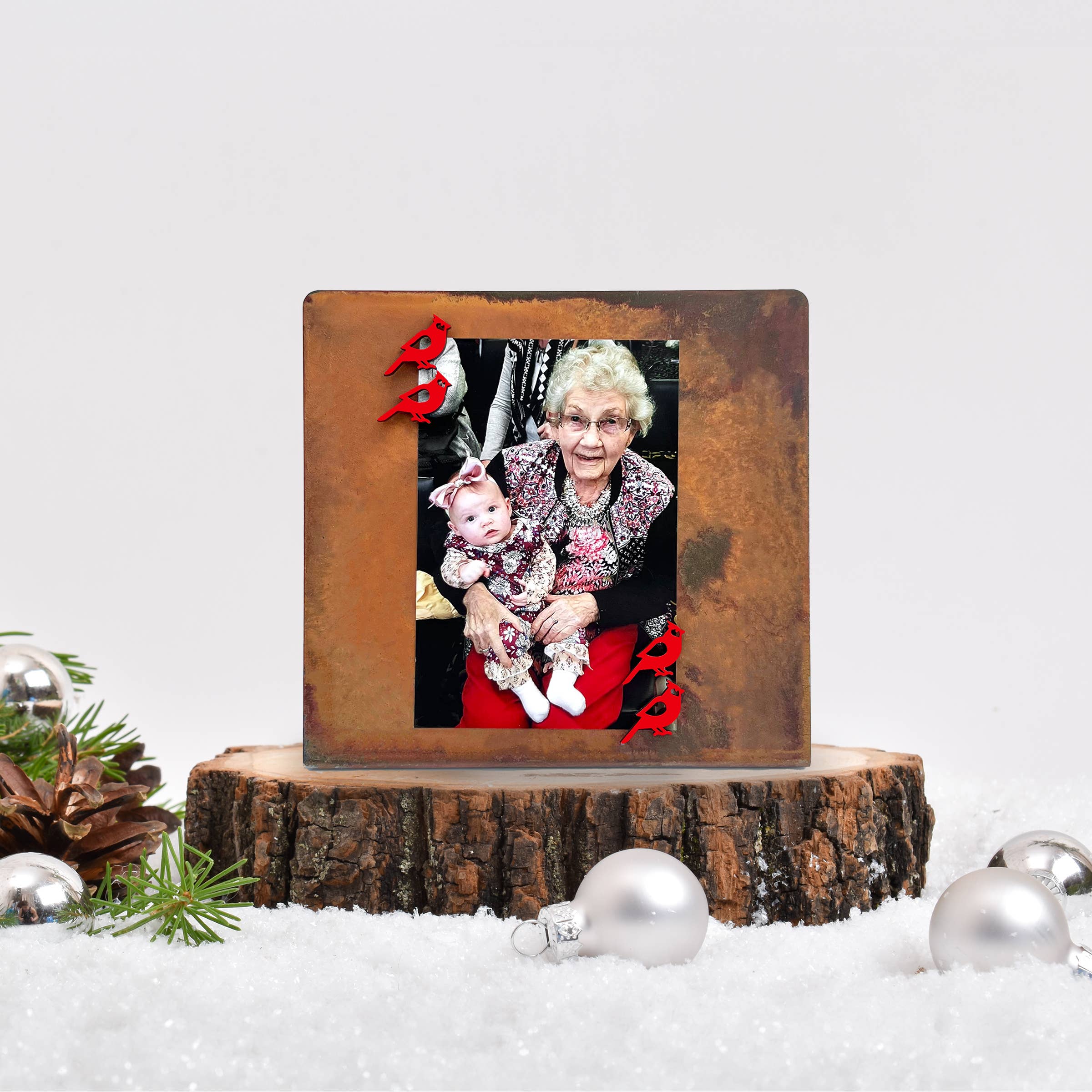 Spunky Fluff - Wholesale Magnet - Cardinal Bird Magnets, Mini Cardinal Bird Christmas Magnets1