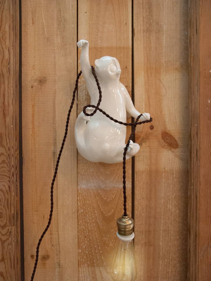 Eliso Lemur. 28 x 17 x 16 cm für den Großhandel von Guille Garcia-Hoz