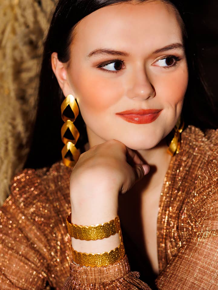 The TriBella Hoop for wholesale by Mary K Kendig