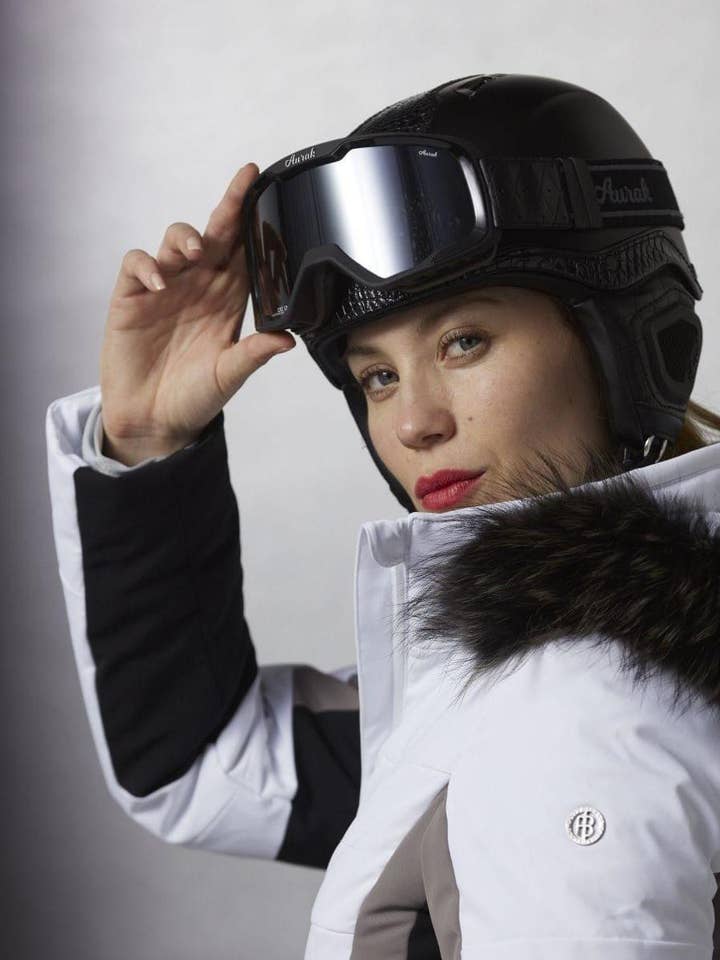 SAULIRE Ski Helmet for wholesale by Aurak