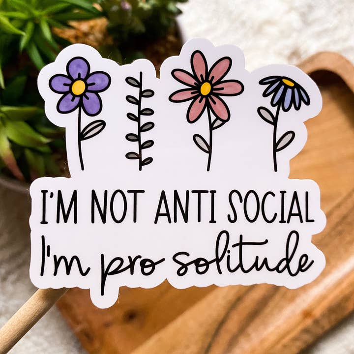 Pegatina No soy antisocial, estoy a favor de la soledad para venta al por mayor de MaMarie & Co.