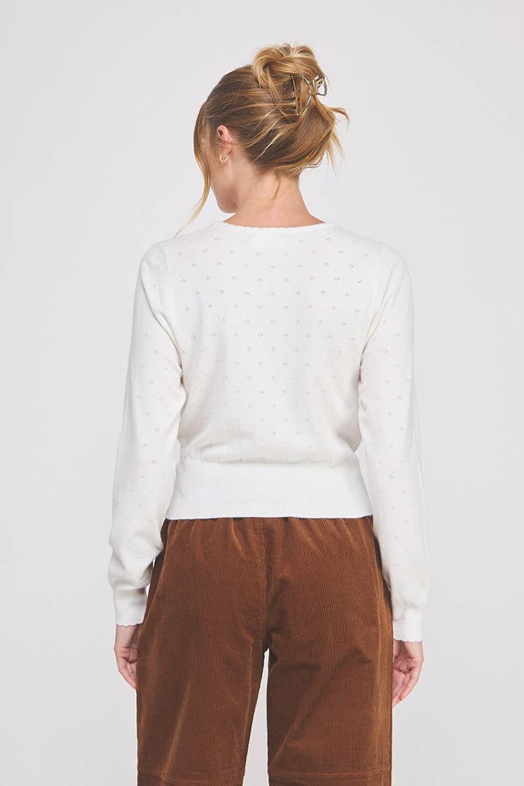 Allie Rose - Vente Pull en maille – femme - Pull cache-cœur à fines mailles pointelle avec bordure festonnée.6