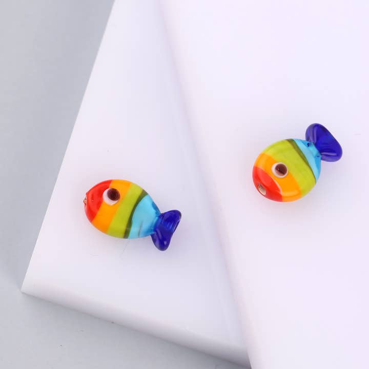 Adamodart - Wholesale Individual Charm/Pendant - Murano Glass Rainbow Fish Beads, Lampwork fish spacer charm