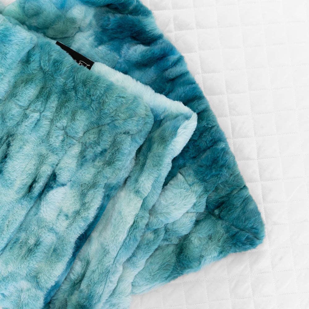 Laree + Co. - Wholesale Bedding Blanket - Kids & Baby - LuxeCloud Blanket4