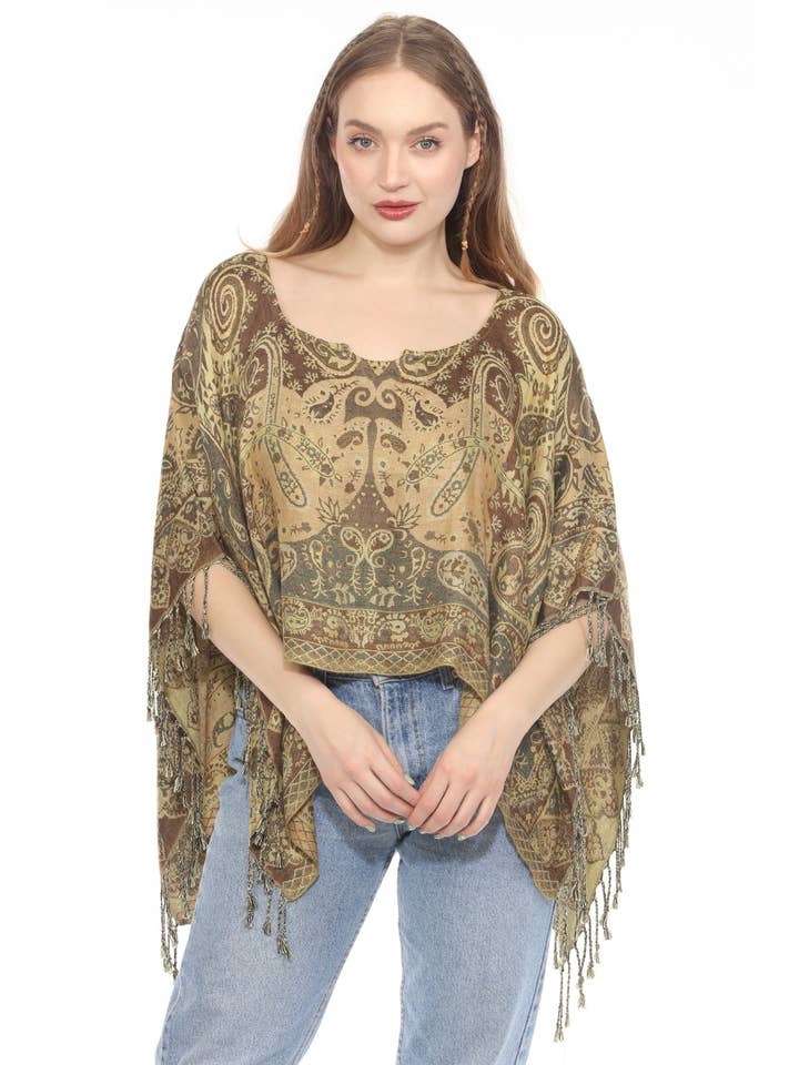 Lakhays Collection Inc. – wholesale Kimono - Dam – Fransad sjal med paisleymönster