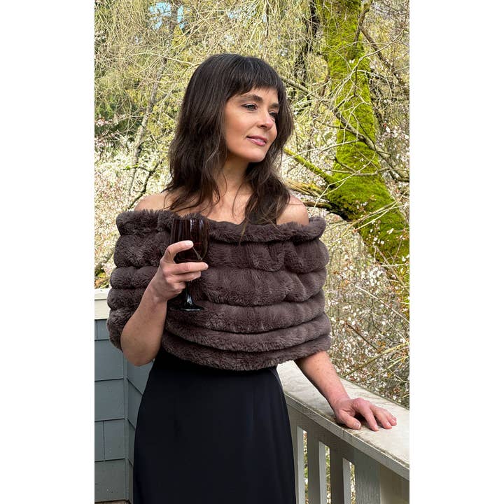 PANDEMONIUM - Wholesale Wrap - Women's - Shoulder Wrap - Assorted Royal Opulence Faux Fur