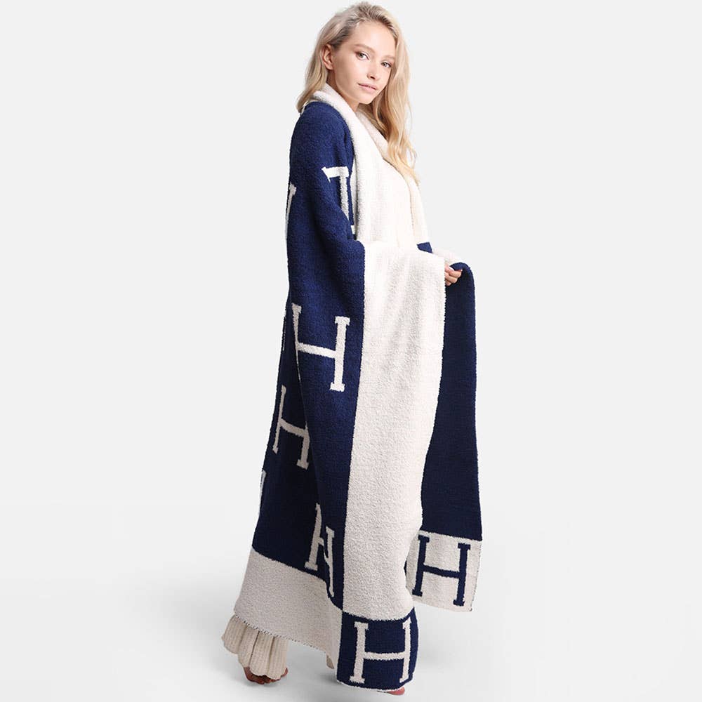 Sensibling Corp. - Wholesale Keychain - Women's - Initial Monogram Patterned Reversible Throw Blanket29