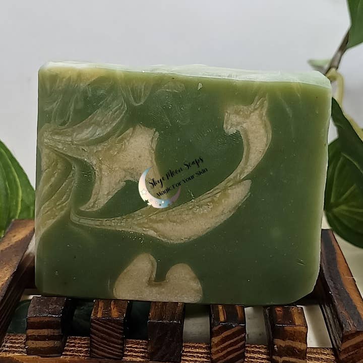 Pain de savon à l'eucalyptus et pour la vente par Skye Moon Soaps