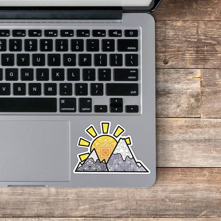 Montagna Sunset Zentangle per la vendita all'ingrosso da parte di kbs design space