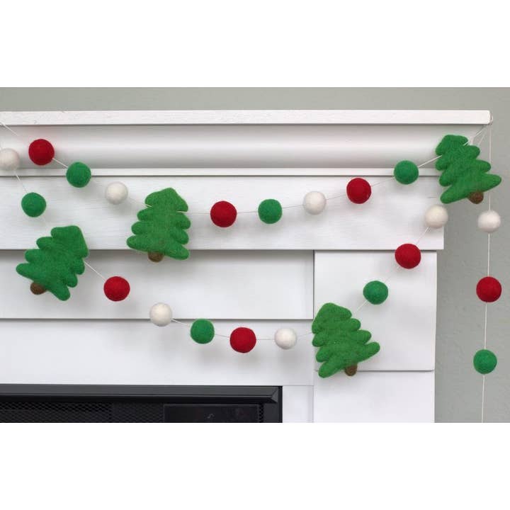 Matthew + Mae - Wholesale Bunting/Garland - Christmas Tree Felt Ball Garland Home Decor- Red Green White6