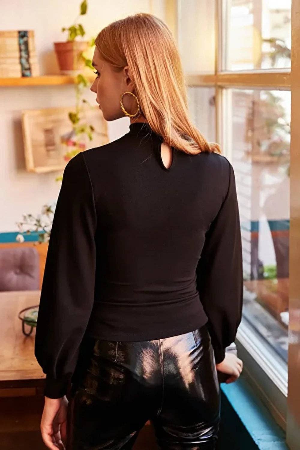 Hoxton Gal - Vente Chemisier – femme - Blouse en crêpe avec ouverture devant et manches ballon5