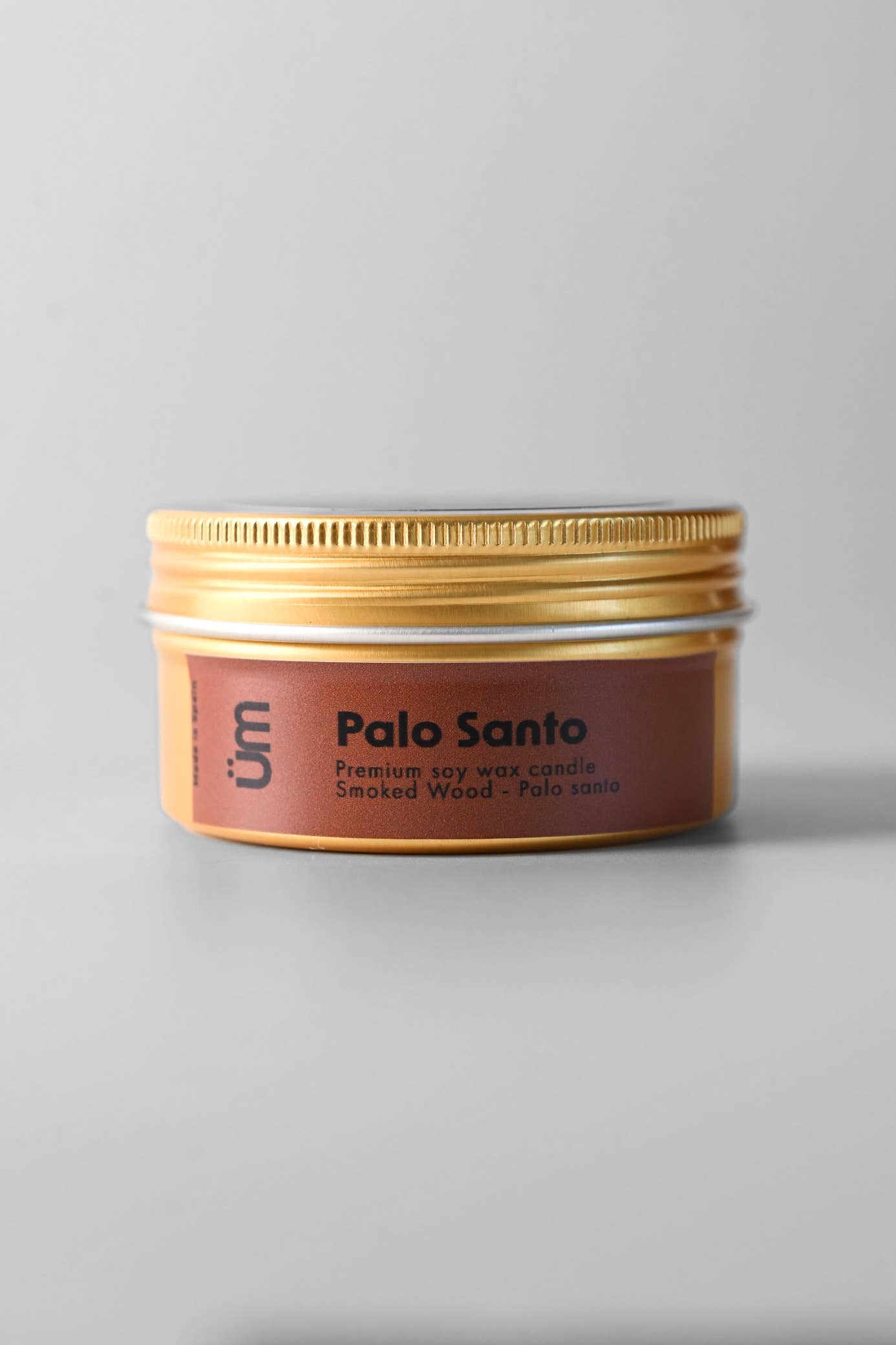 Studio ÜM - Venta al por mayor Vela aromática de viaje - Vela de viaje en lata con aroma a Palo Santo2