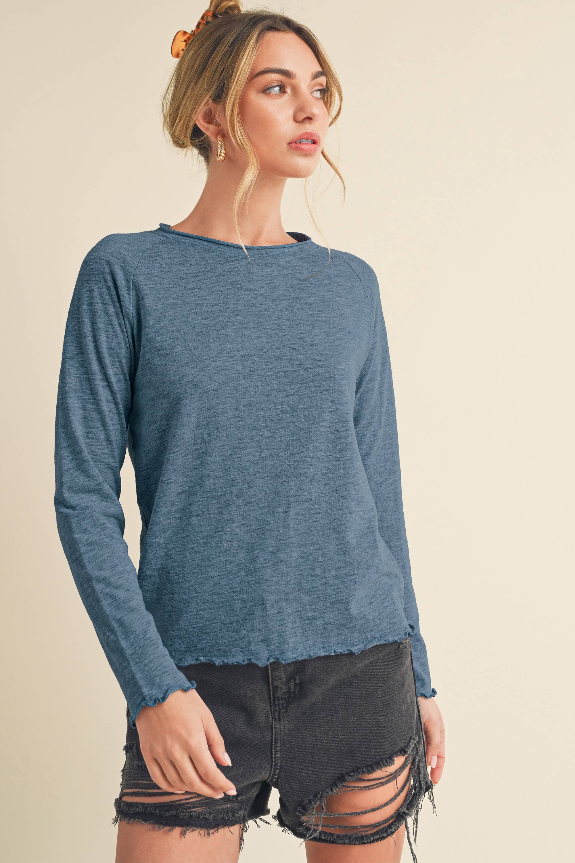 AEMI + CO - Wholesale T-Shirt - Women's - 8288DN Gwen Baby Long Sleeve Top32