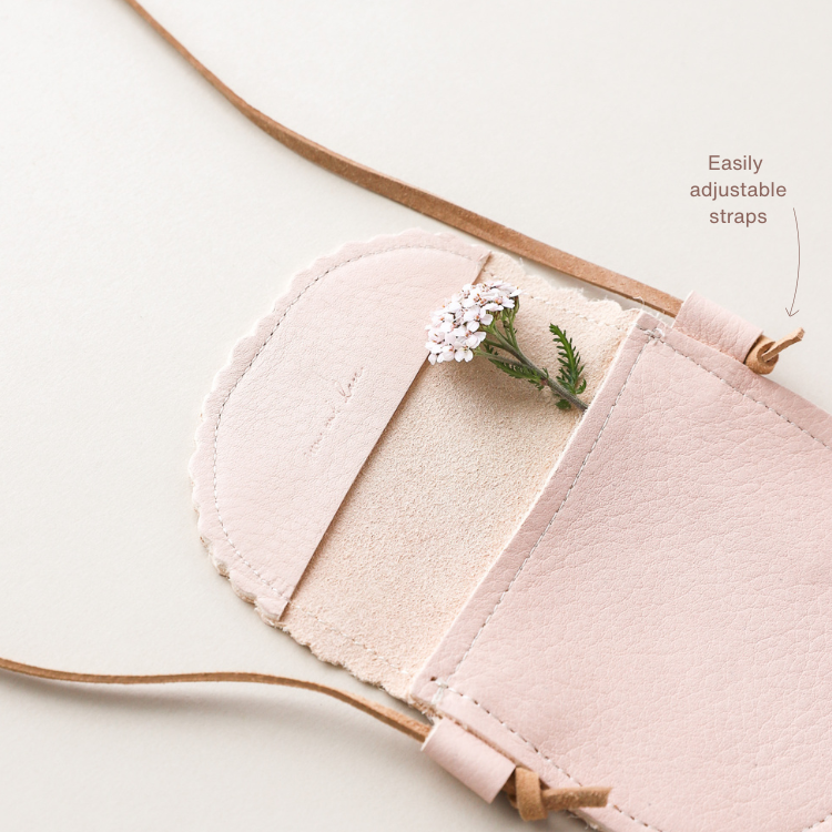 Sun & Lace - Wholesale Crossbody Bag - Kids - Little Girl Scalloped Leather Purse in Light Pink1