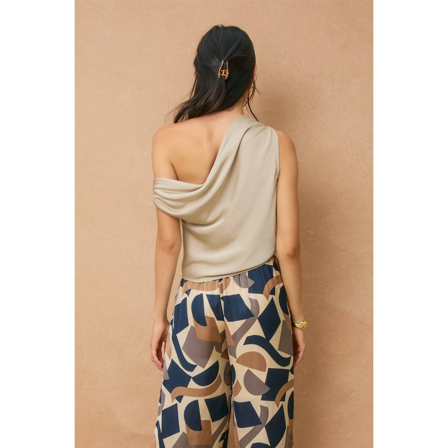 Dress Forum - Wholesale Blouse - Women's - Dull Satin Asymmetrical Shoulder Top3