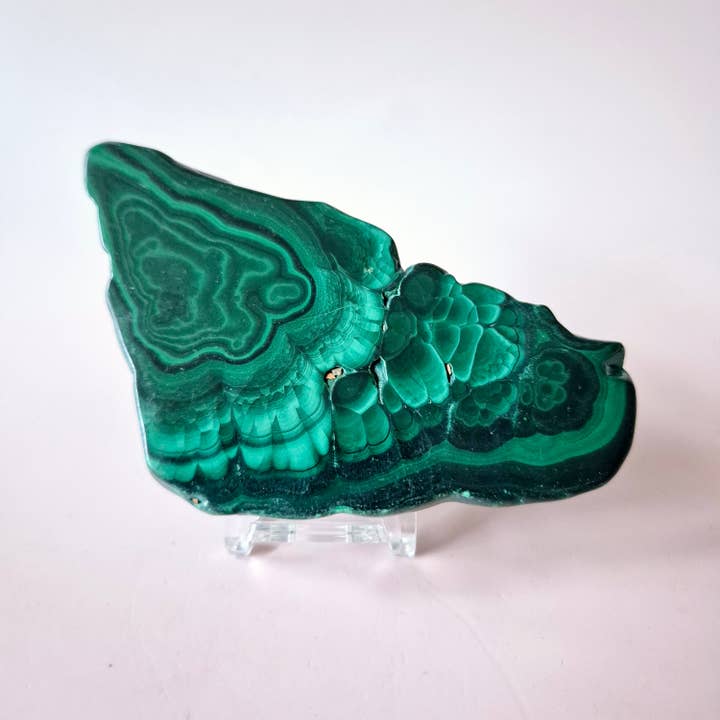 Moonlight Gemstones - Wholesale Spiritual Stone/Crystal - Gemstone Malachite Slice on Stand (50-80g)5