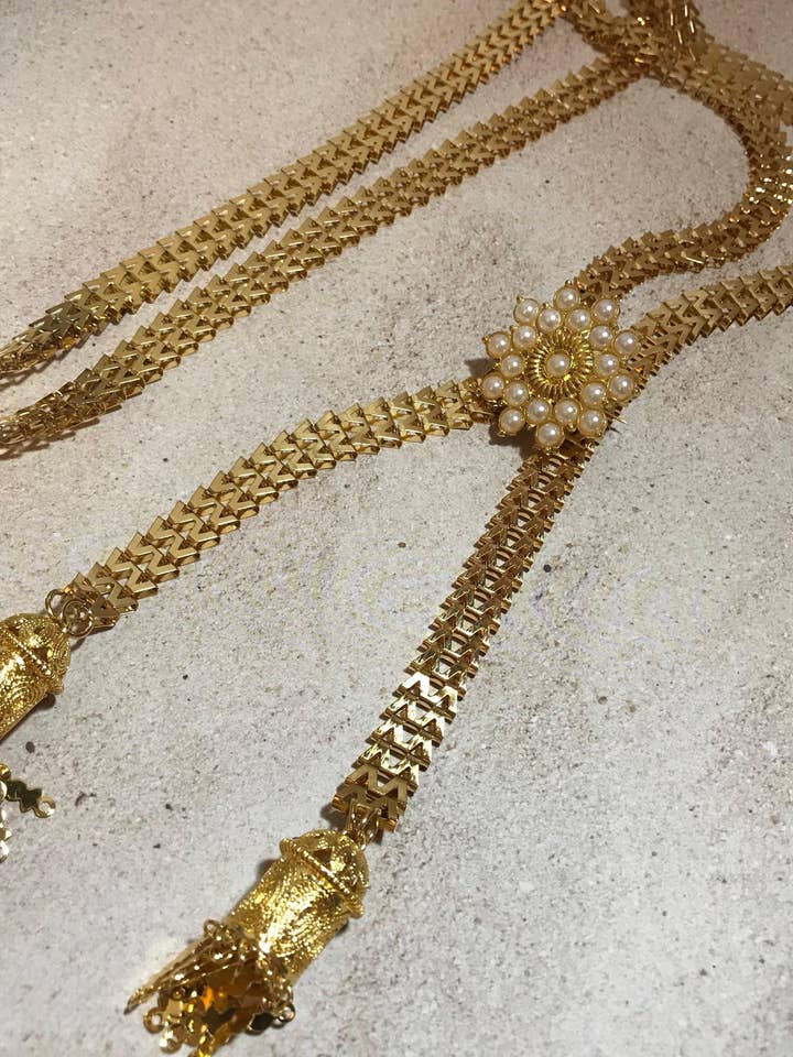 Cadena Solitaria Abierta con Broche de Mosqueta (With Mosqueta Brooch) Panamanian Pollera Panama Panamanian Jewelry Necklace Stainless Steel for wholesale by vivianfongdesigns llc