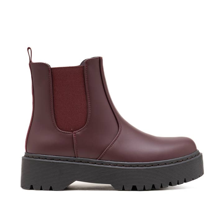 Chelsea Boot with Platform Sole 68282 and other Purchase Wholesale chelsea boot. Free Returns & Net 60 Terms on Faire trending on Faire.