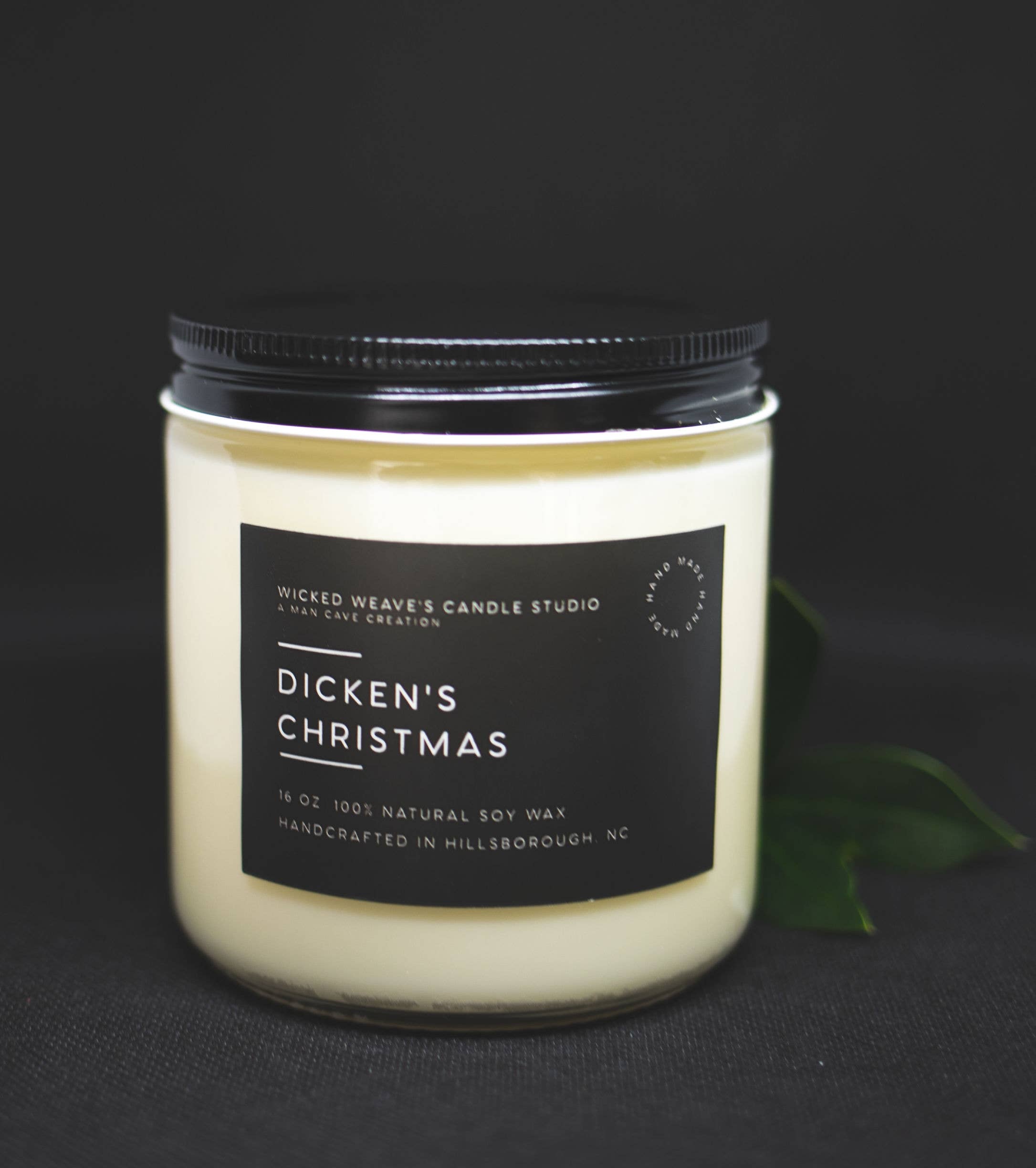 Wicked Weave’s Candle Studio - Vente Bougie en bocal - Bougie de Noël en cire de soja Dicken's (4 tailles possibles)