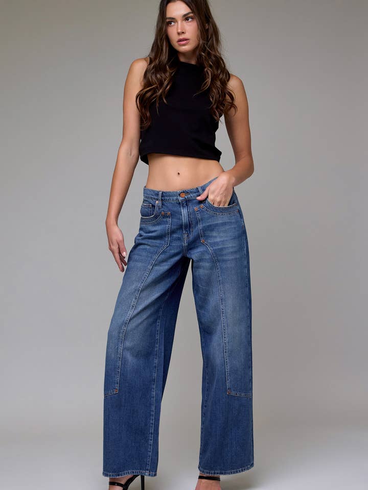 Medium Vintage Classic Patch Oversized Baggy Jean for wholesale by Hidden Jeans