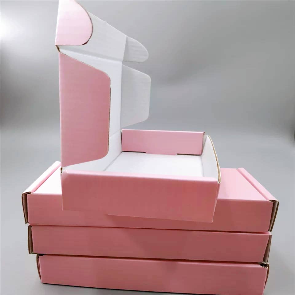 Zakka - Wholesale Geschenkdoosje - 100 stuks golfkartonnen verzenddoos 18 x 11 x 5 cm roze3