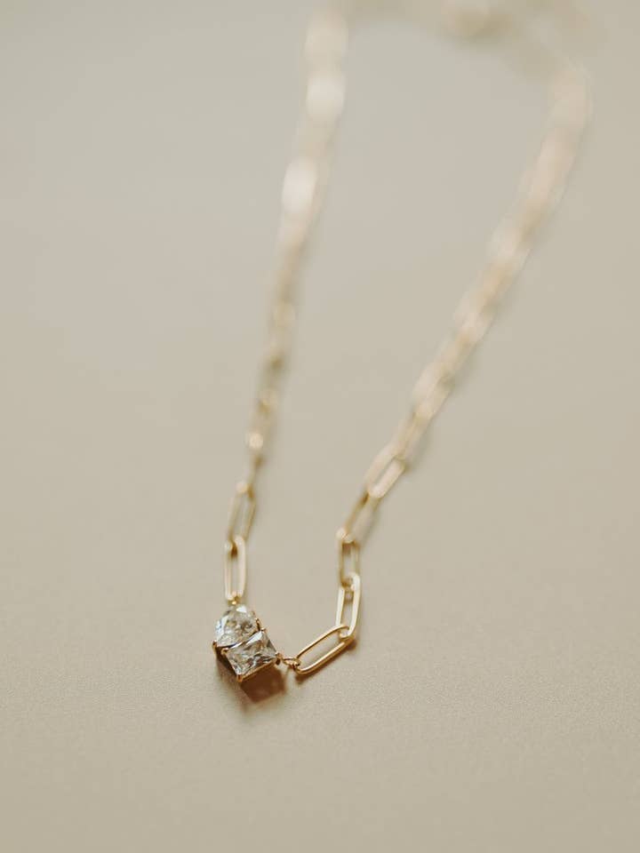 Æterisk kæde for engroshandel hos MoonFire