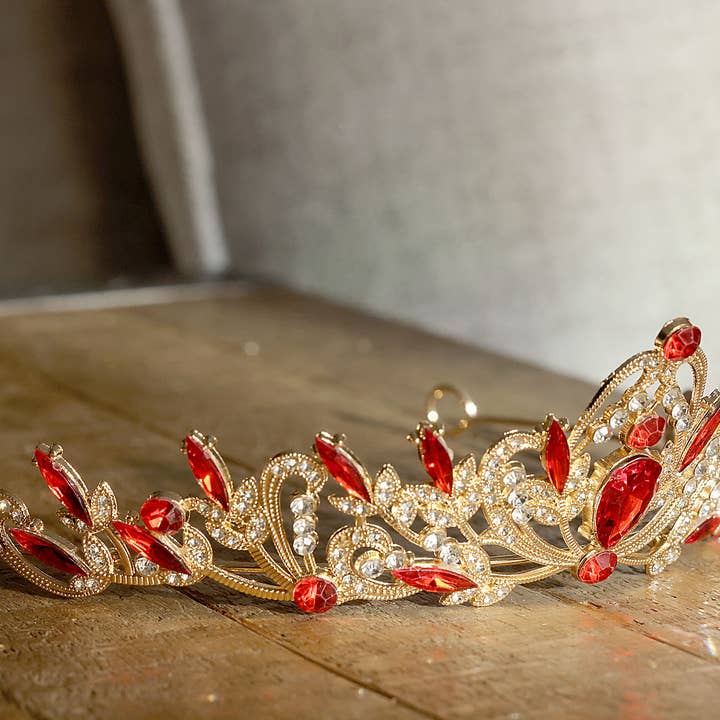 Tiara Rossa per la vendita all'ingrosso da parte di Altitude Jewelry