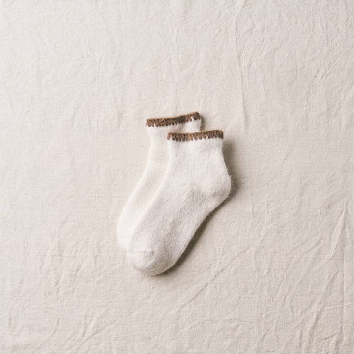 Alpaca Organic Cotton Garland Stitch Pile Socks for wholesale by YAHAE
