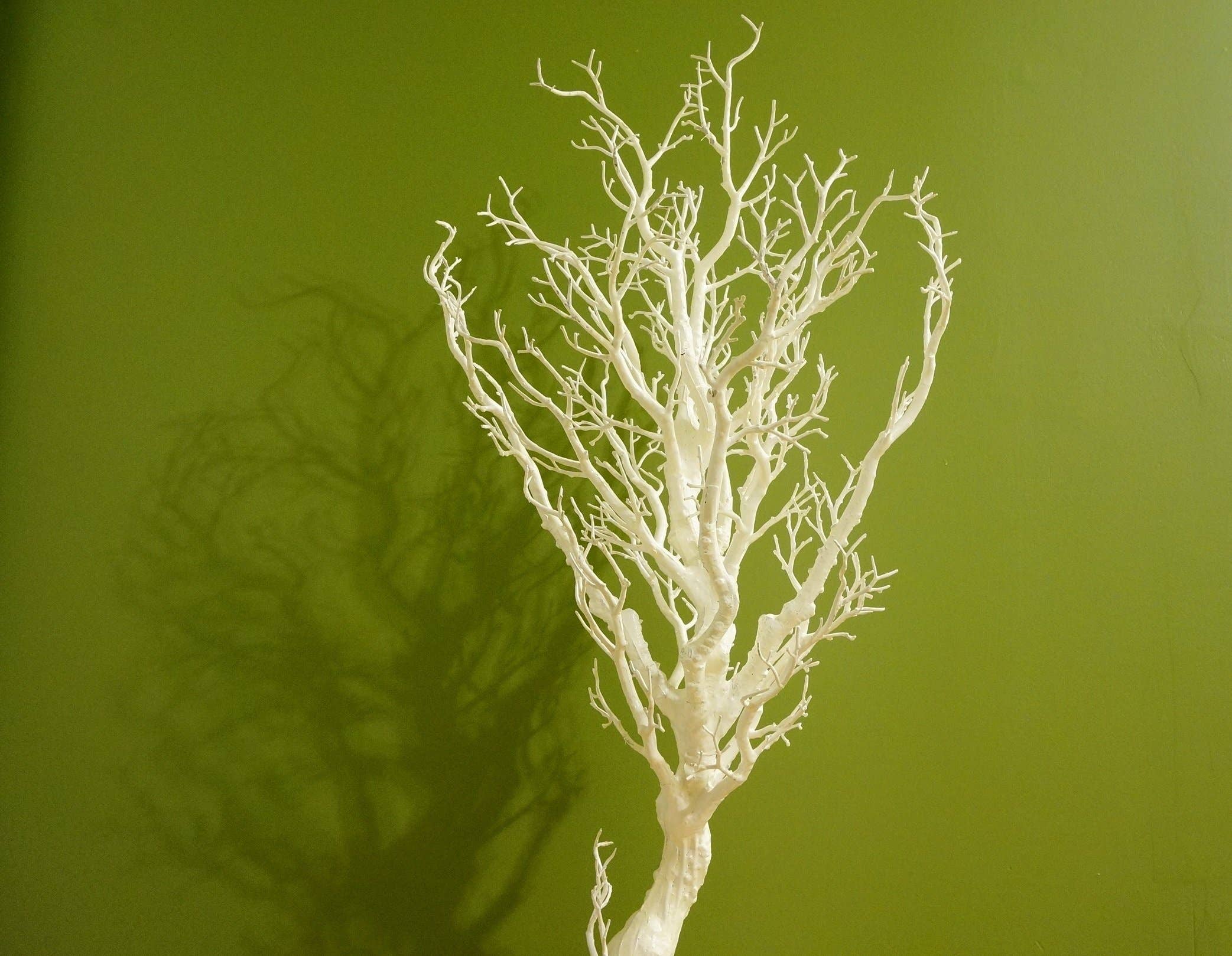 Decor N Beyond - Wholesale Artificial Plant - 48" Brown Manzanita Tree1