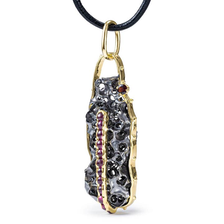 Pendente de Prata Edição Singular Myron com Rubi e Granada por atacado de German Kabirski